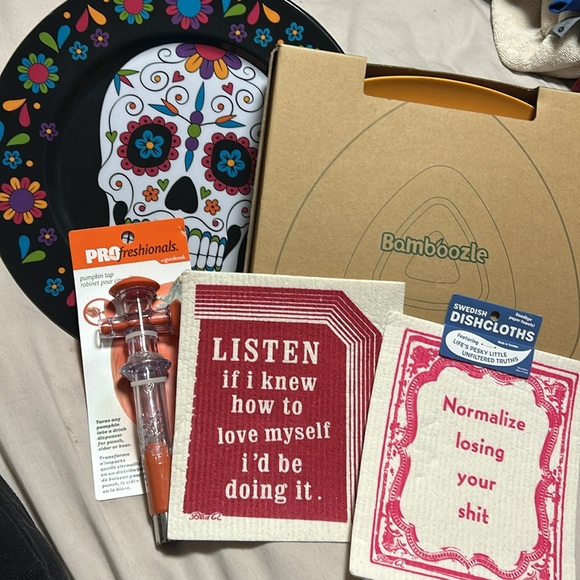 Lot: 3 Day of the Dead Sugar Skull Plates, Bambooozle chip & dip, Pumpkin Tap + - Picture 1 of 13
